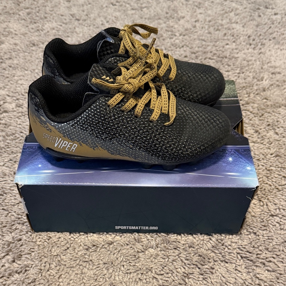 Soccer cleats